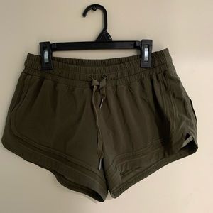 Hotty hot lululemon shorts